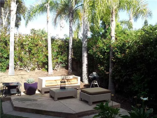 6926 Waters End Drive, Carlsbad, California 92011