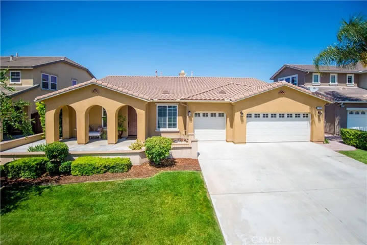 6707 Seaside Street, Eastvale, California 92880
