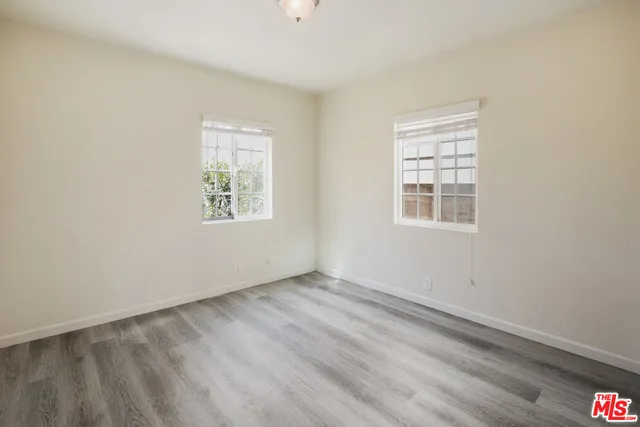 11214 Oxnard Street, North Hollywood, California 91606