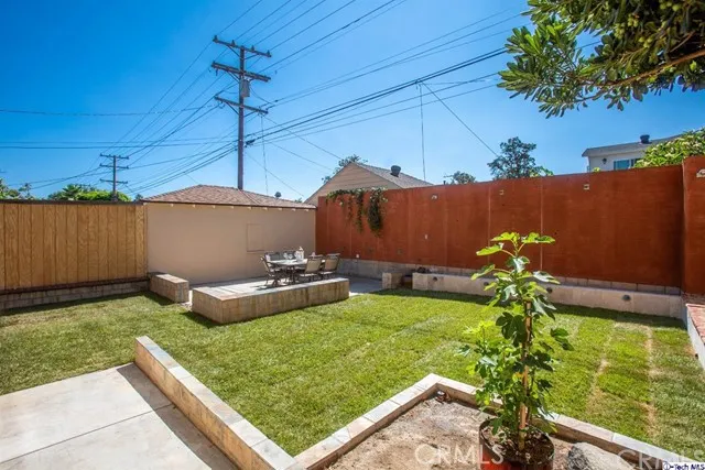1153 Norton Avenue, Glendale, California 91202