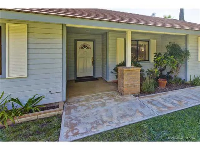 31189 Moonlight Place, Valley Center, California 92082