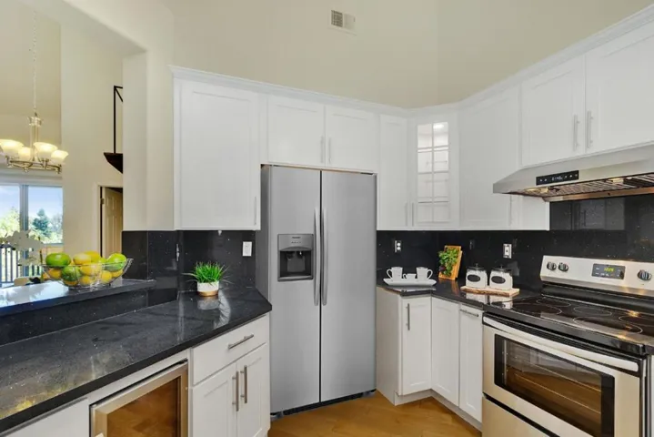 903 Sunrose Terrace 305, Sunnyvale, California 94086
