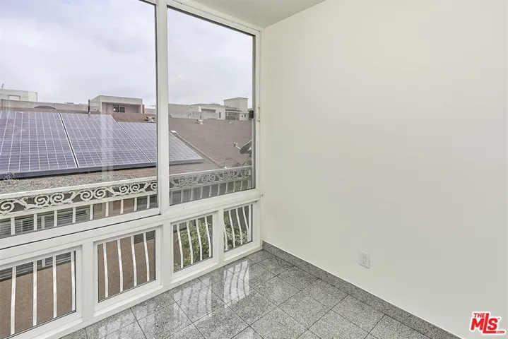 949 S Manhattan Place 304, Los Angeles, California 90019