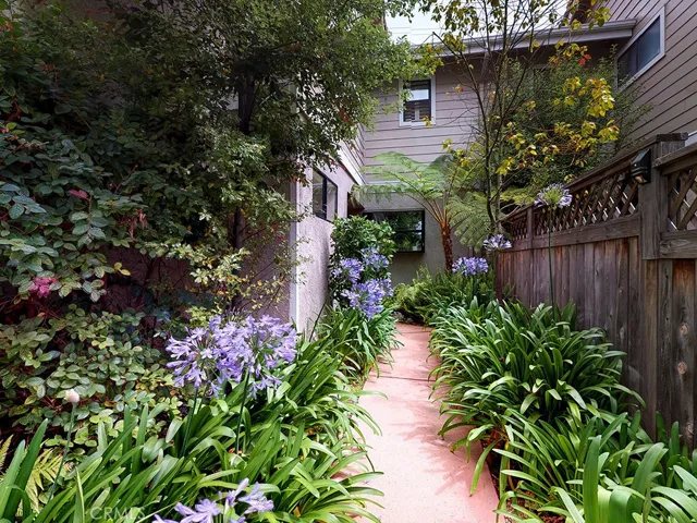 294 Via San Blas, San Luis Obispo, California 93401
