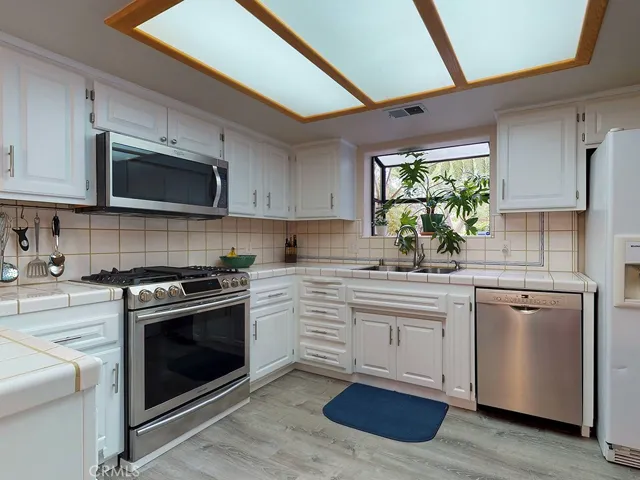 294 Via San Blas, San Luis Obispo, California 93401