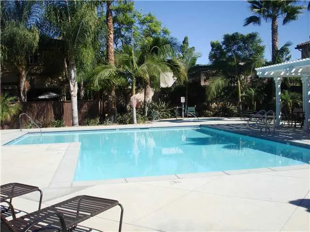642 Sumner 4, Oceanside, California 92058