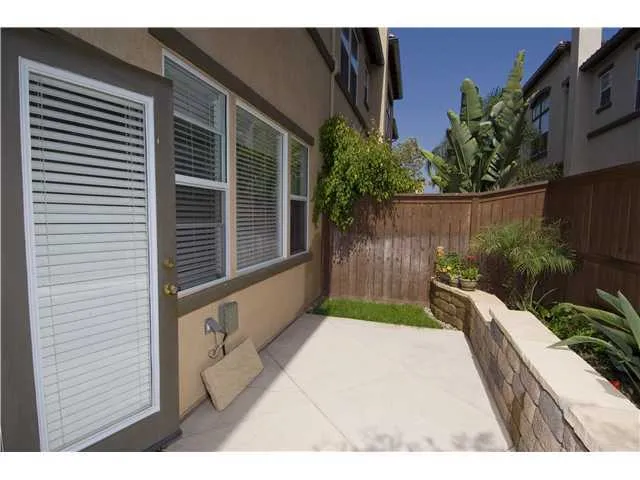 642 Sumner 4, Oceanside, California 92058