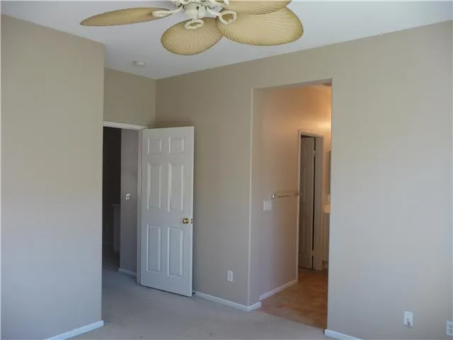 642 Sumner 4, Oceanside, California 92058