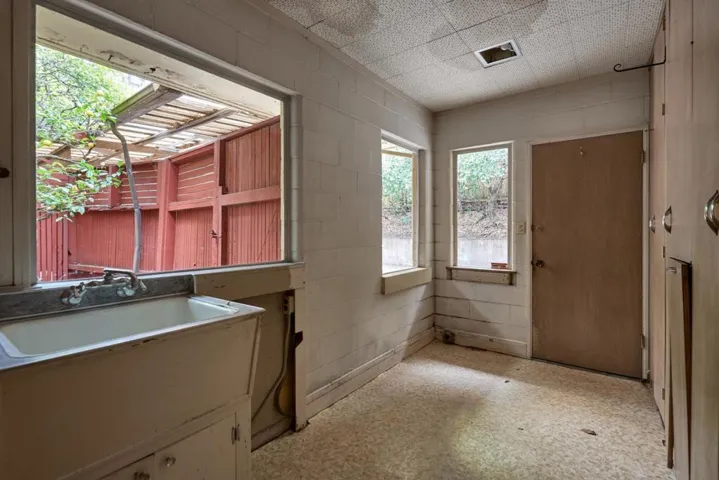 816 Covington Road, Belmont, California 94002