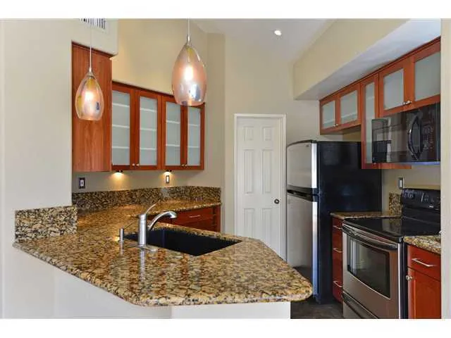 7285 Calabria Court 12, San Diego, California 92122