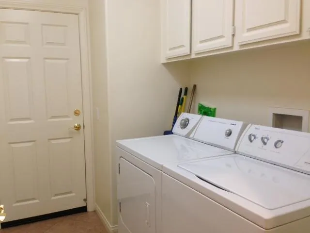 801 Hidden View Lane, Escondido, California 92027