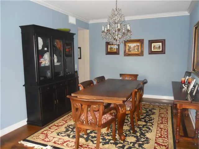 Formal Dining room is attached to butlers pantry
