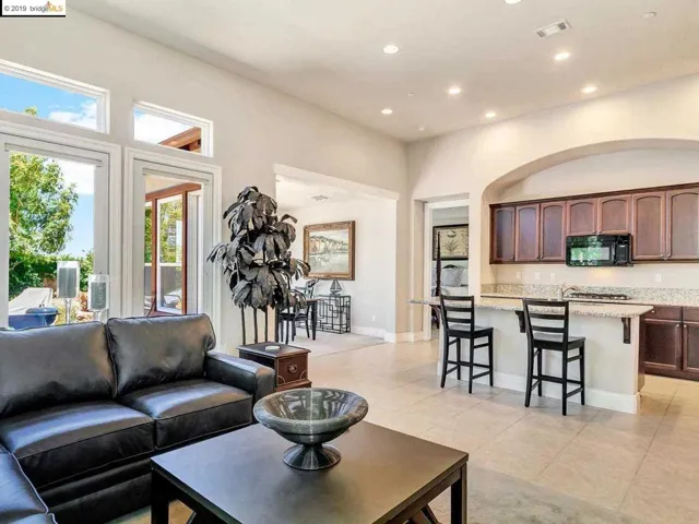 1545 Symphony Cir, Brentwood, California 94513
