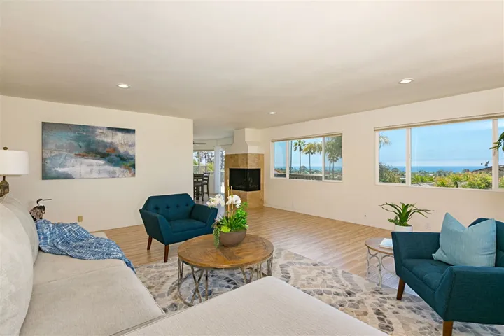 1624 Gascony Road, Encinitas, California 92024
