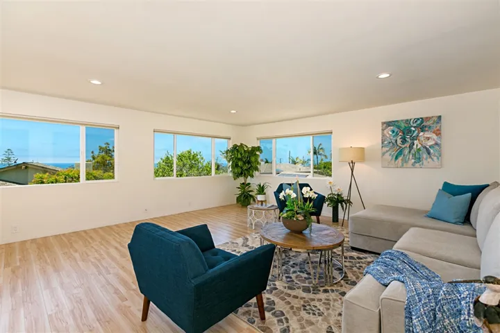 1624 Gascony Road, Encinitas, California 92024