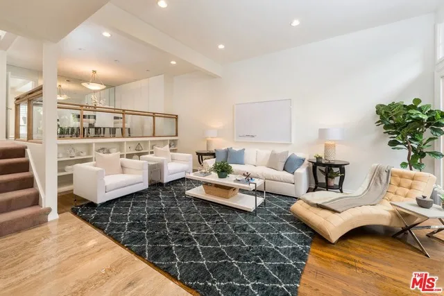 323 San Vicente 13, Santa Monica, California 90402