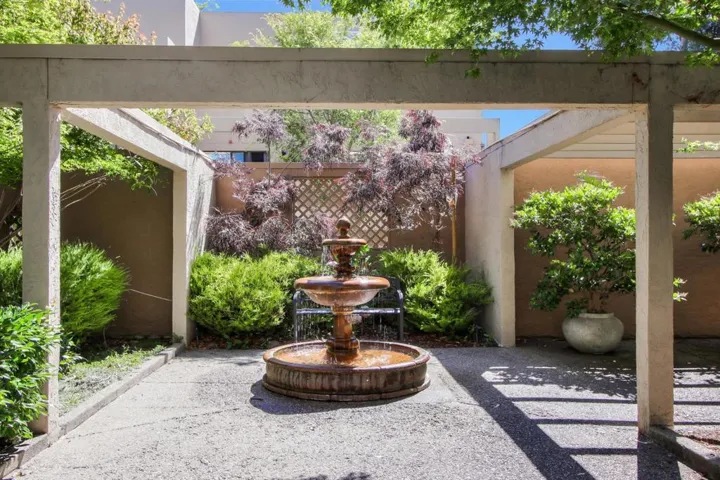 1919 Alameda De Las Pulgas 70, San Mateo, California 94403