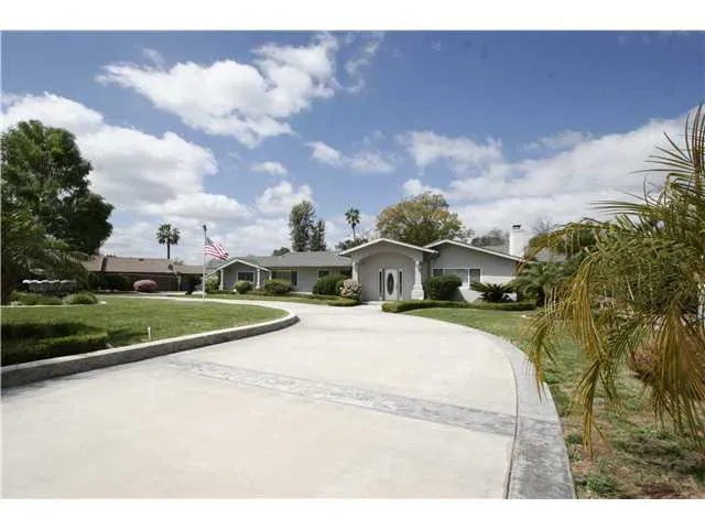 642 Lipizzan Way, El Cajon, California 92019