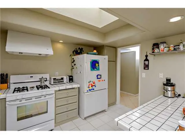 2711 Abejorro Street, Carlsbad, California 92009