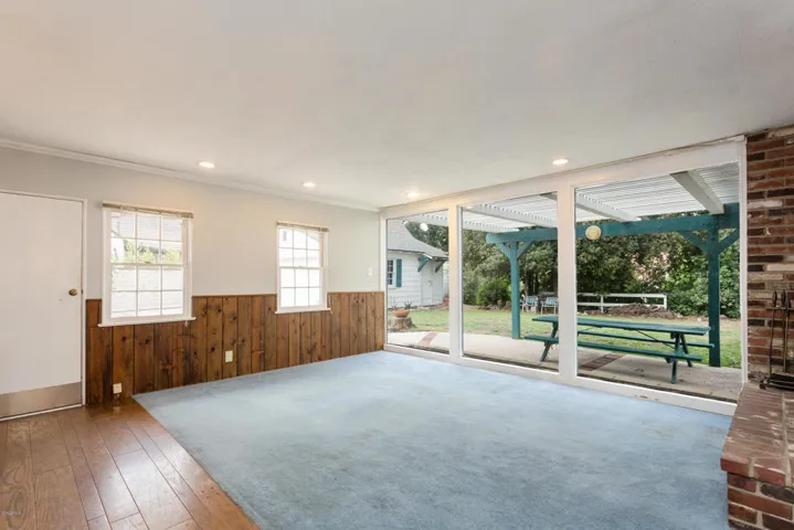 24445 Arcadia Family Room #2