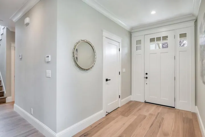 456 Farley Street, Mountain View, California 94043