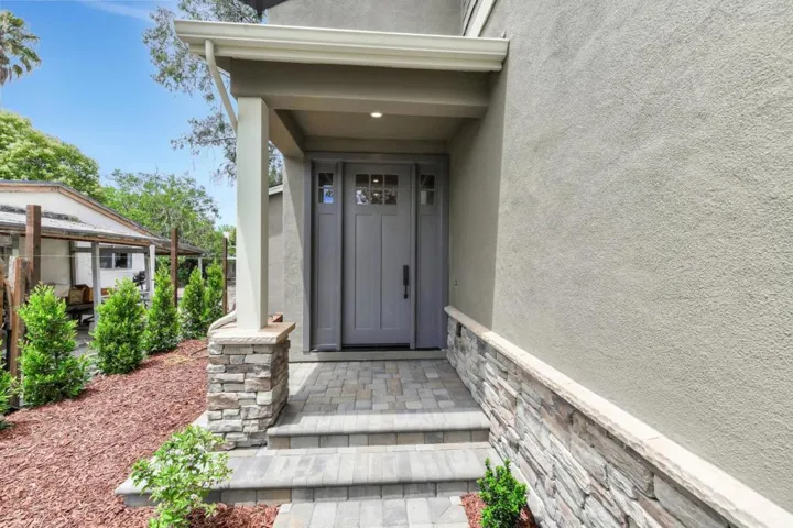 456 Farley Street, Mountain View, California 94043