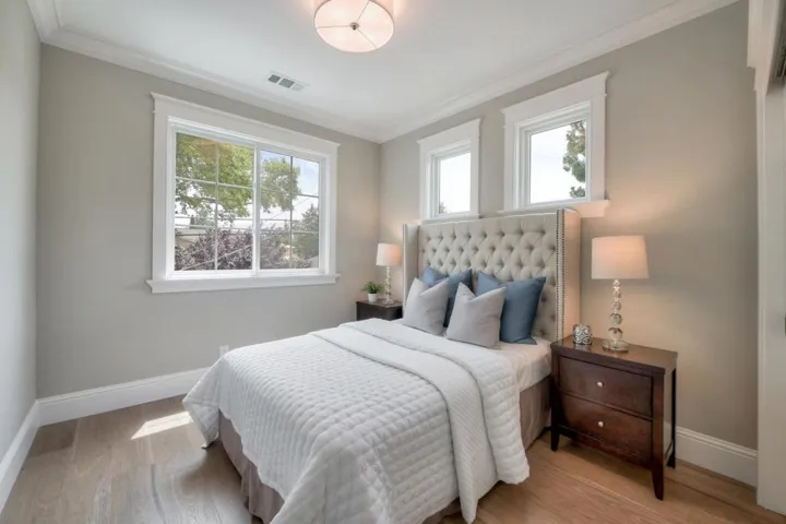 456 Farley Street, Mountain View, California 94043