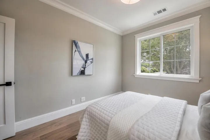 456 Farley Street, Mountain View, California 94043