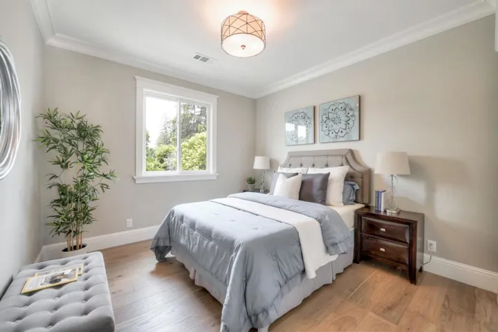 456 Farley Street, Mountain View, California 94043