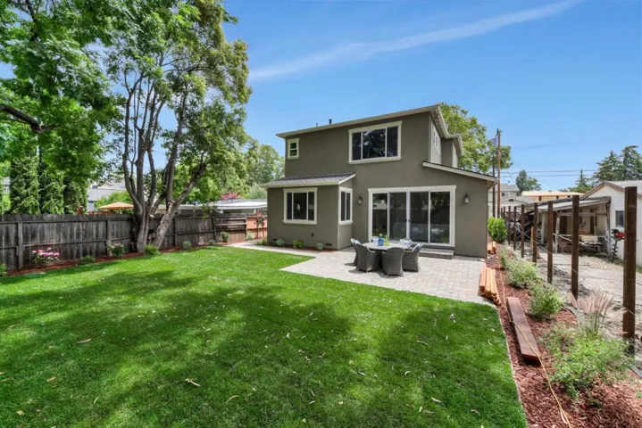 456 Farley Street, Mountain View, California 94043