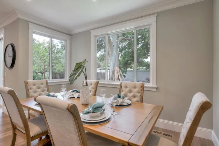 456 Farley Street, Mountain View, California 94043