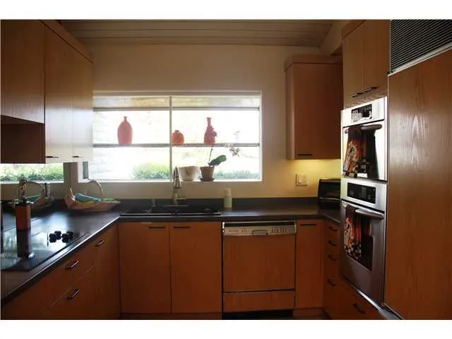 7095 Estrella De Mar Road D, Carlsbad, California 92009