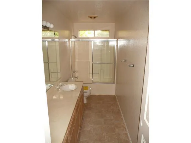 5127 Via Castilla, Oceanside, California 92057