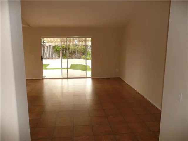 5127 Via Castilla, Oceanside, California 92057