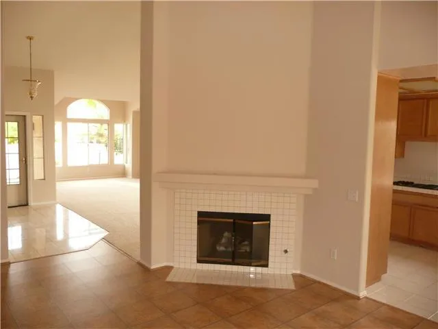 5127 Via Castilla, Oceanside, California 92057