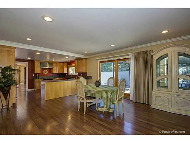 2210 Whisper Wind Lane, Encinitas, California 92024