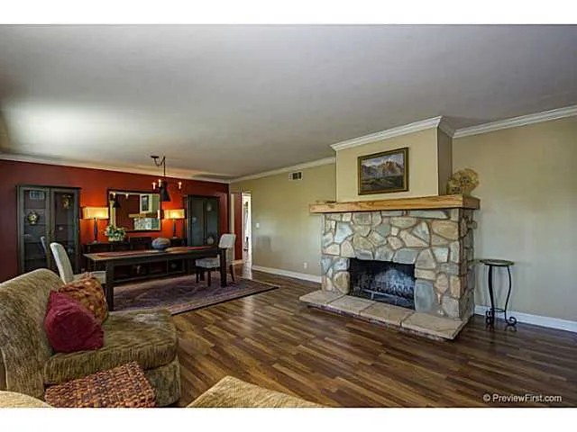2210 Whisper Wind Lane, Encinitas, California 92024