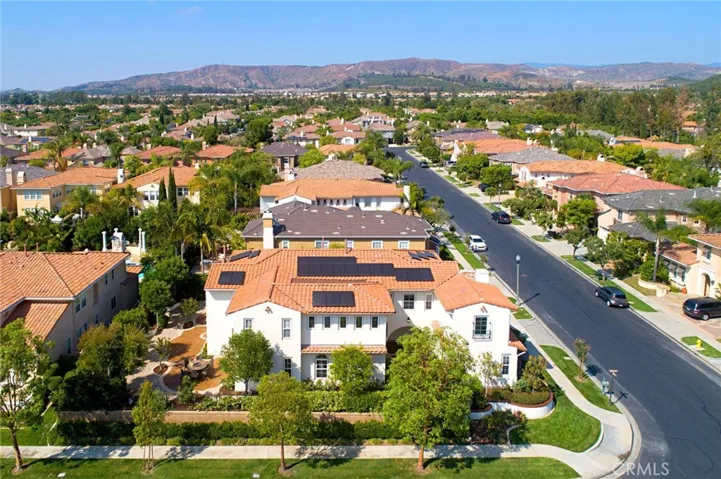 25 Paso Robles, Irvine, California 92602