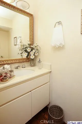 7901 Via Magdalena 30, Burbank, California 91504