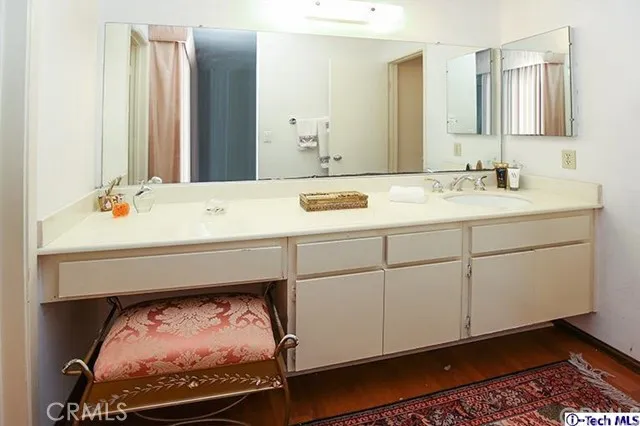 7901 Via Magdalena 30, Burbank, California 91504