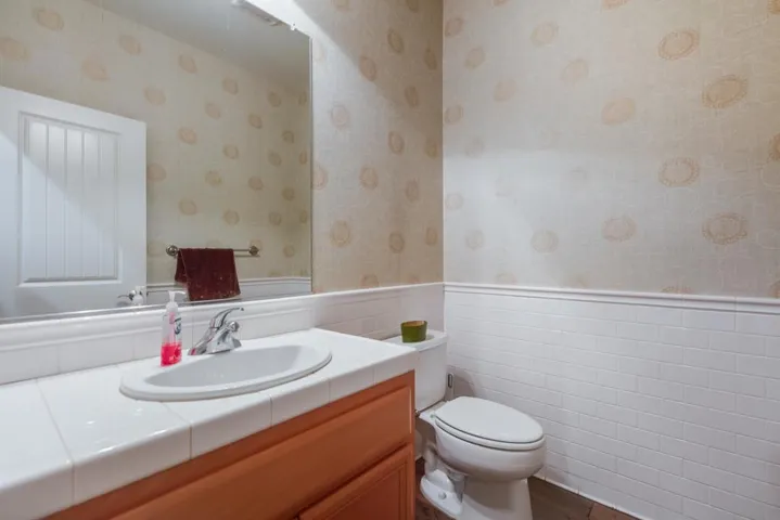 7905 Spanish Oak Circle, Gilroy, California 95020