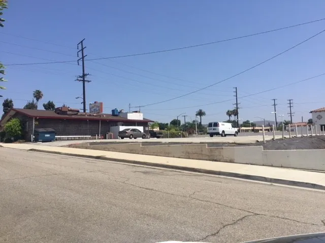 150 W Whittier Boulevard, La Habra, California 90631