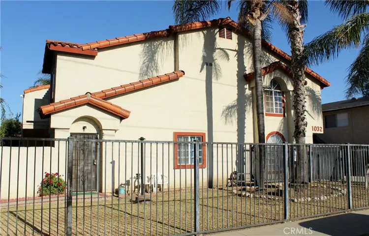 1032 Carob Way 9, Montebello, California 90640