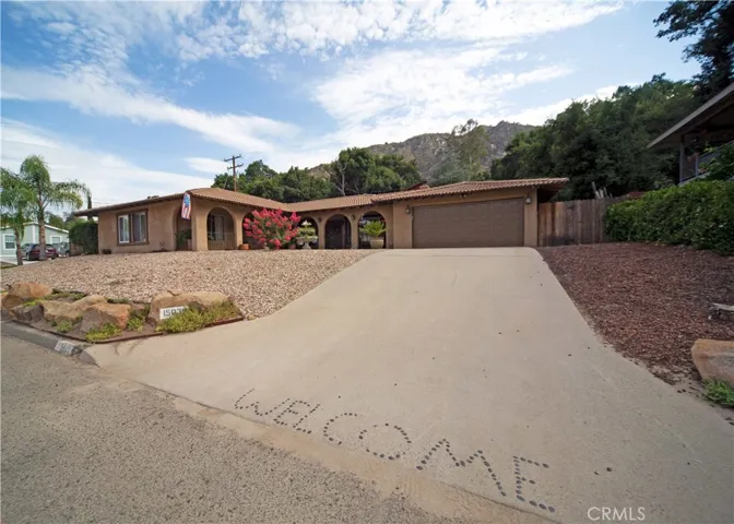 15039 Nottingham Way, Lake Elsinore, California 92530