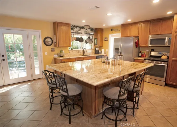 15039 Nottingham Way, Lake Elsinore, California 92530