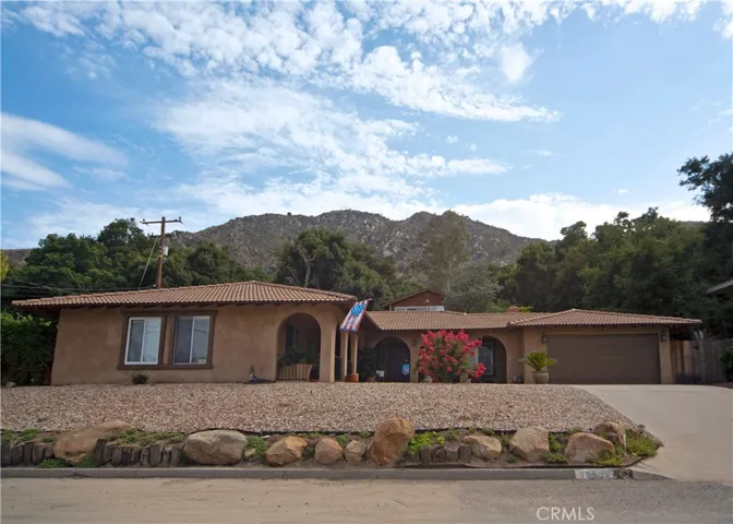15039 Nottingham Way, Lake Elsinore, California 92530