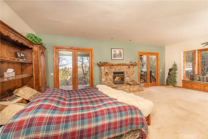 895 Needles Lane, Big Bear, California 92314