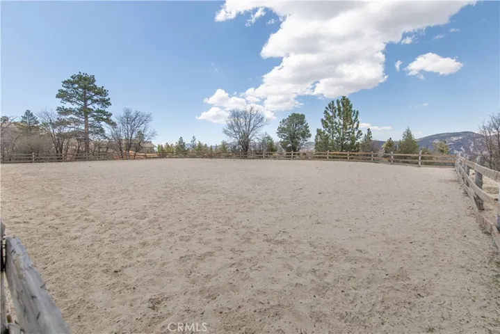 895 Needles Lane, Big Bear, California 92314