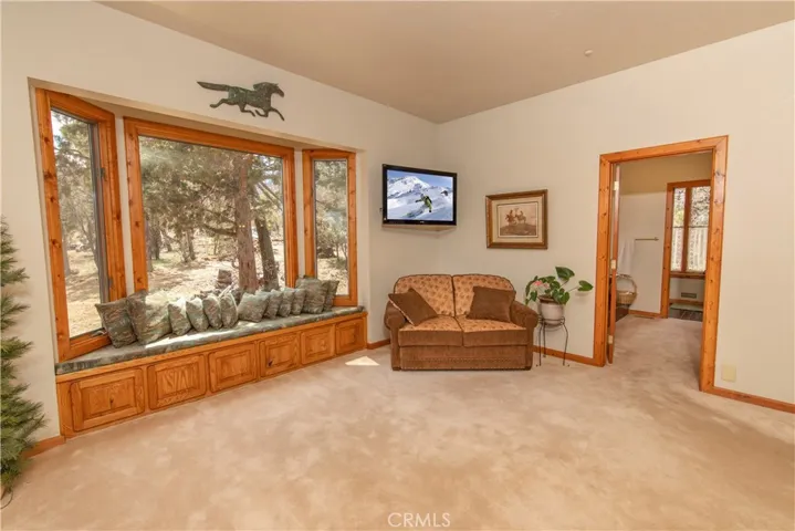 895 Needles Lane, Big Bear, California 92314