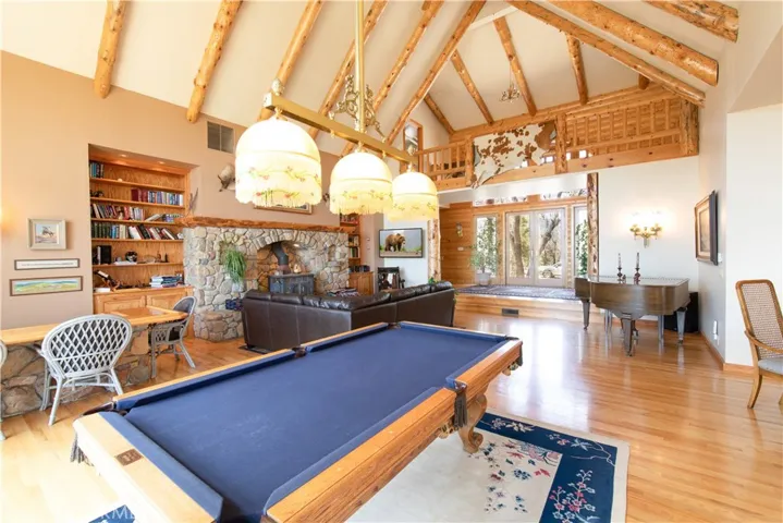 895 Needles Lane, Big Bear, California 92314